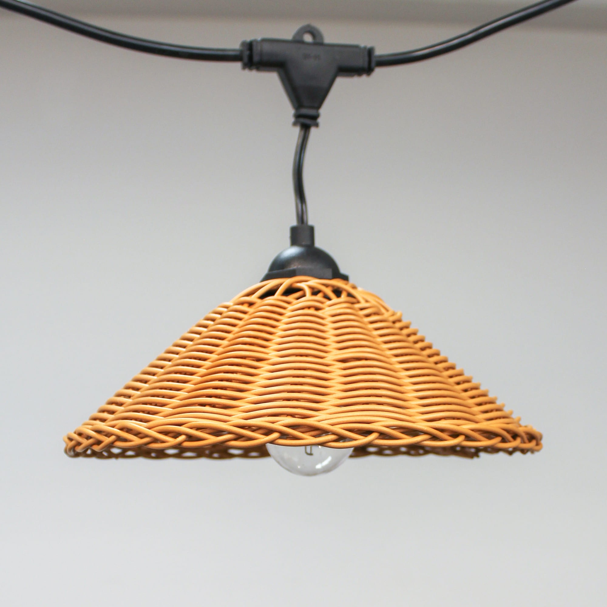 Guirnalda de exterior LED solar Teide IP65 8W 430 Lm. 2700K